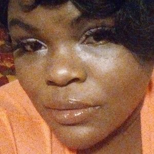 Meet your Posher, Tamira